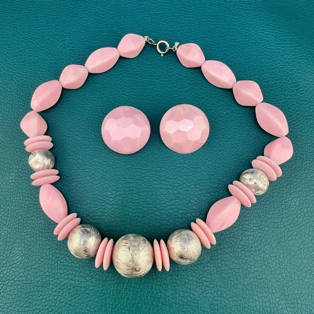 Vintage Necklace Earrings Set Pink Silver Tone Acrylic Chunky Bauble Bead Retro